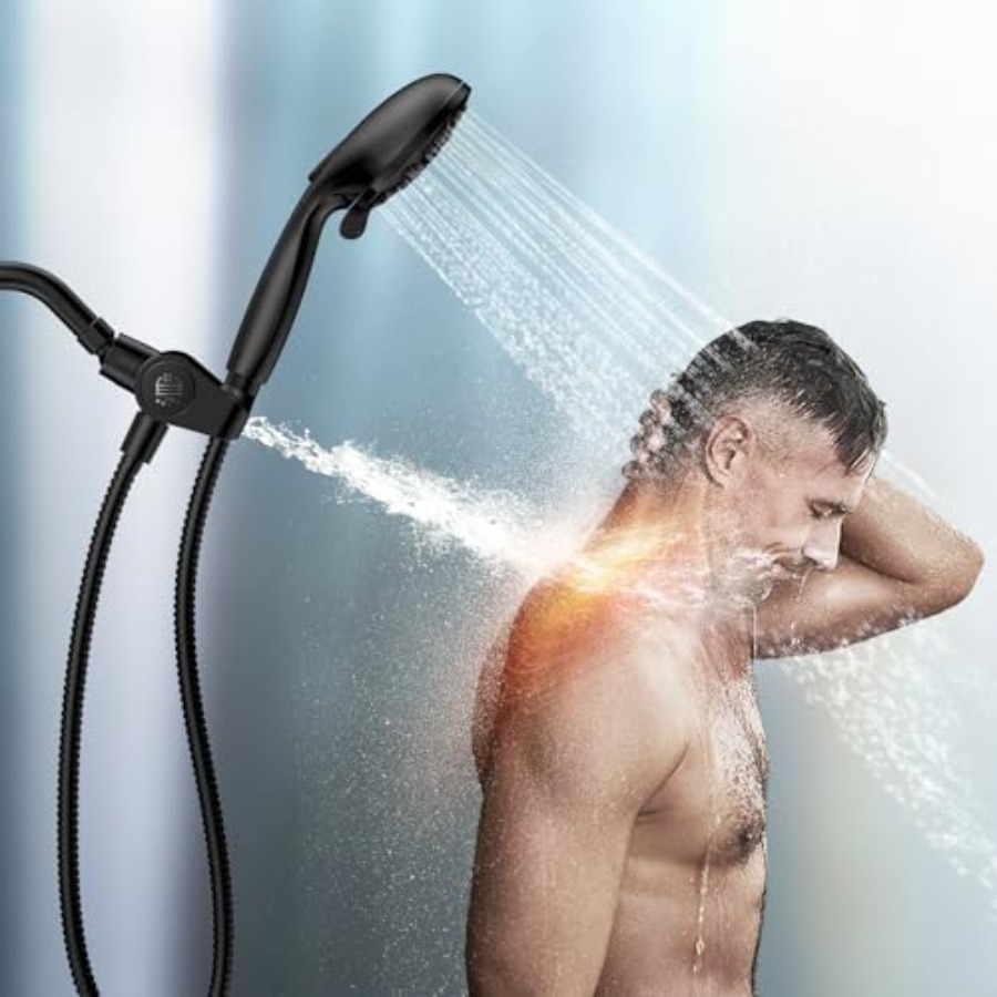Filtered Shower Head with Hand - Spa & Wellness Jura Resort Centre De Loisirs Des Franches Montagnes recensie en prijs